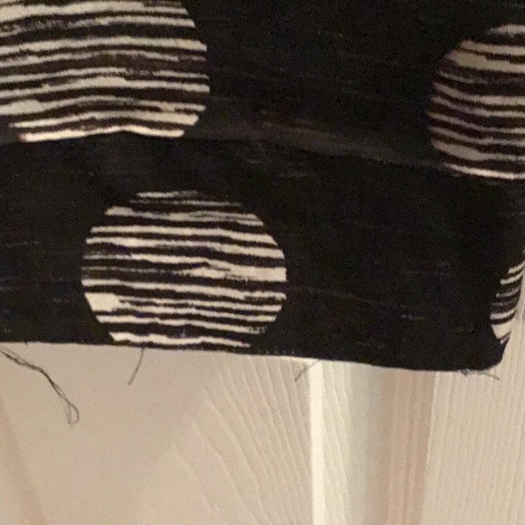 Cute little swing dress. - Picture 3 of 3